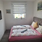Villas Апартаменты Високо