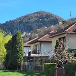 Villas Апартаменты Високо