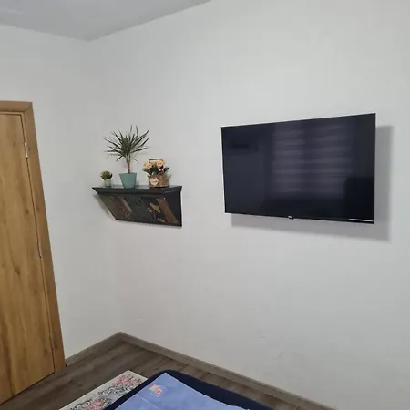 Villas Високо