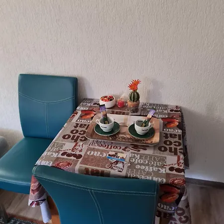 Villas Високо
