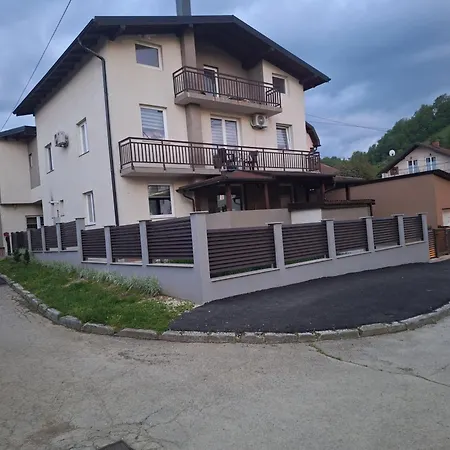 Villas Апартаменты Високо